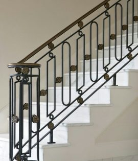 Лестница с коваными  перилами Код: ЛП-101