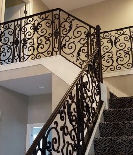 Черные классические перила для частного дома Код: ЛП-343